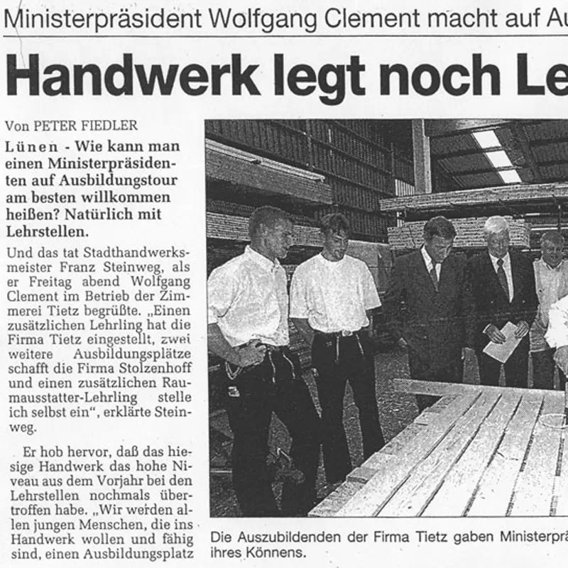 Handwerk legt noch Stellen nach - Ministerpräsident Wolfgang Clement macht auf Ausbildungstour Station in Lünen